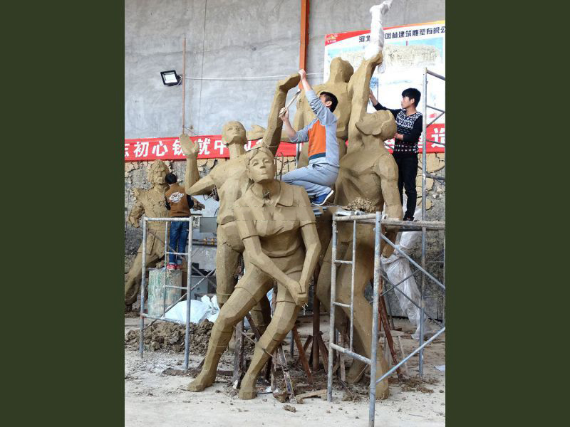 重庆农机学校不锈钢人物雕塑