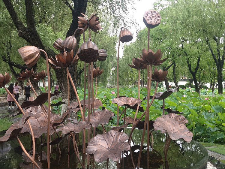 水景锻铜荷花雕塑 水景锻铜荷花雕塑