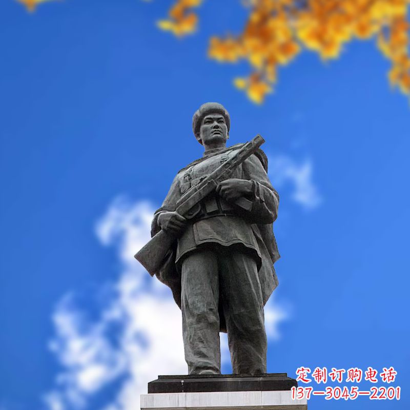 中国著名抗战英雄人物邱少云石雕塑像