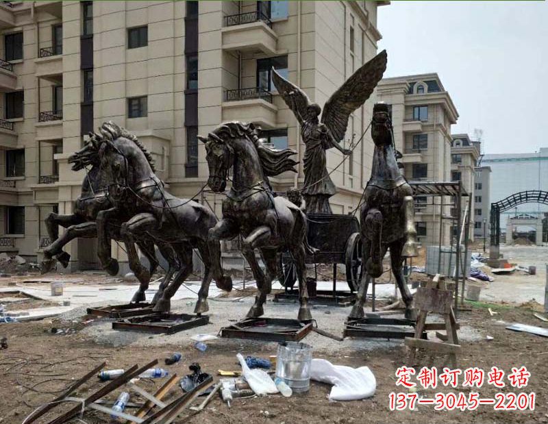 阿波罗战车小区景观铜雕