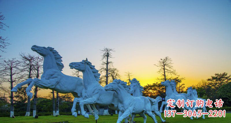 新颖活力的马群雕塑奔跑的马 新颖活力的马群雕塑奔跑的马