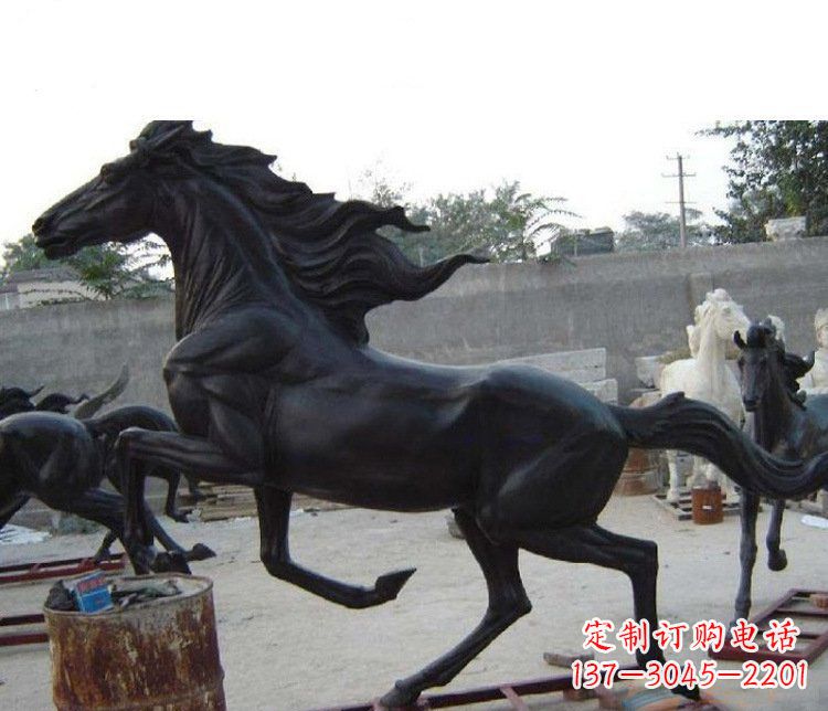 马铜雕塑,让你的别墅景观更加生动 马铜雕塑,让你的别墅景观更加生动
