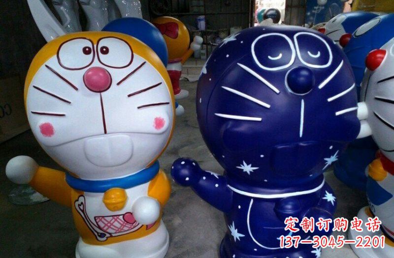 玻璃钢彩绘机器猫