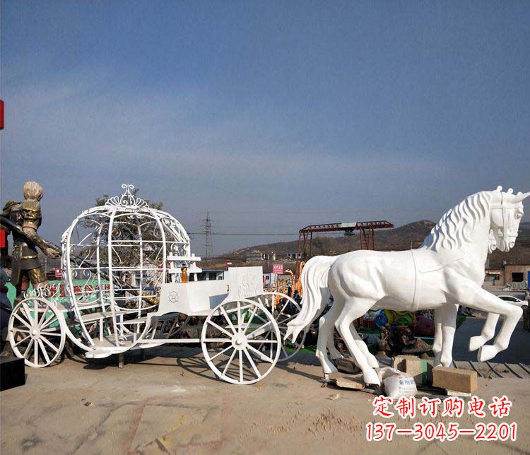 玻璃钢城市的马车雕塑 玻璃钢城市的马车雕塑