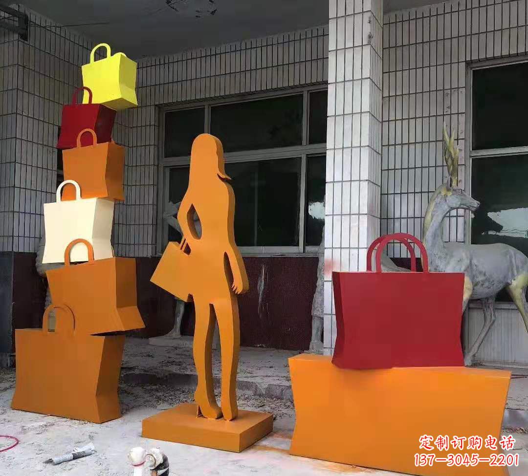 玻璃钢抽象购物女郎雕塑商场人物陈美摆件