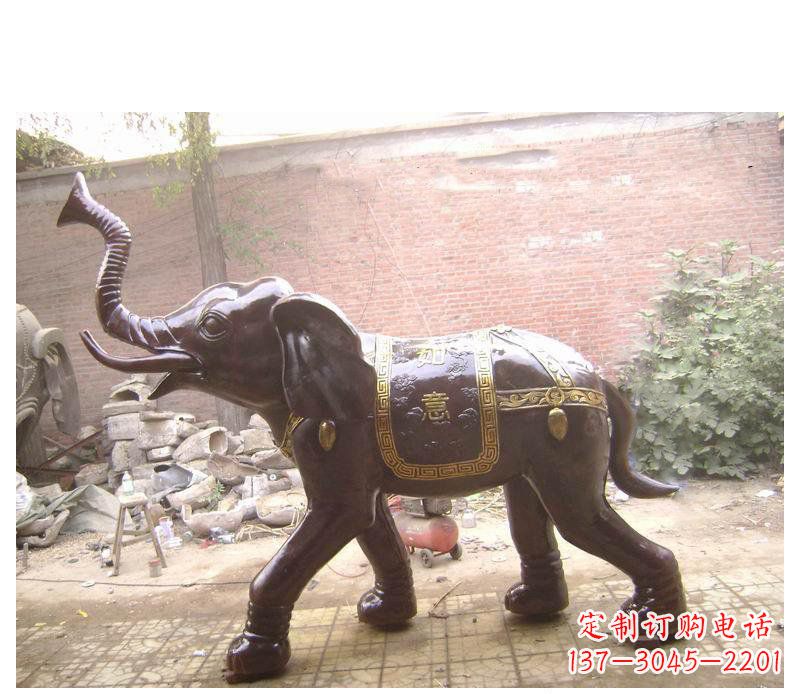 玻璃钢大象雕塑