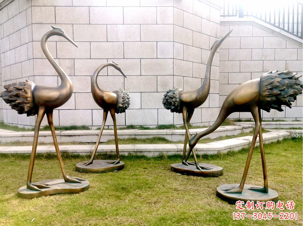 玻璃钢仿铜仙鹤雕塑以自然之美为灵感 玻璃钢仿铜仙鹤雕塑以自然之美为灵感