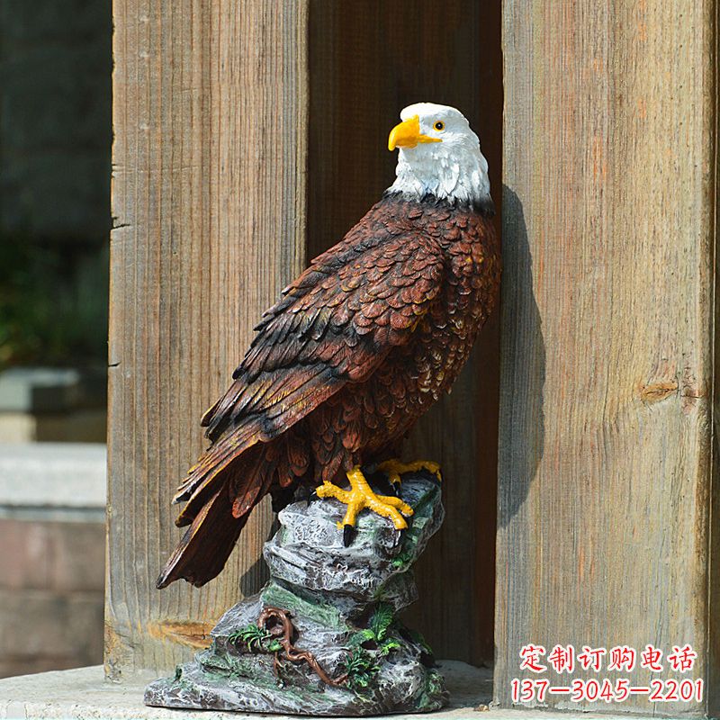 玻璃钢仿真动物老鹰雕塑