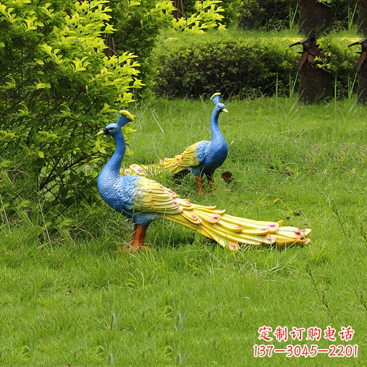 玻璃钢仿真孔雀雕塑-公园草坪动物摆件