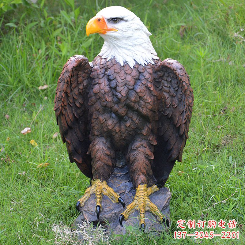 玻璃钢仿真老鹰雕塑