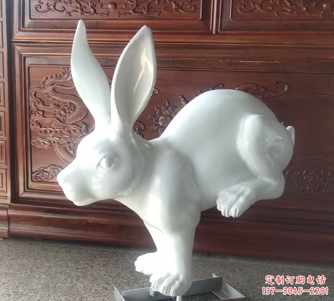 玻璃钢制作的生肖雕塑 玻璃钢制作的生肖雕塑