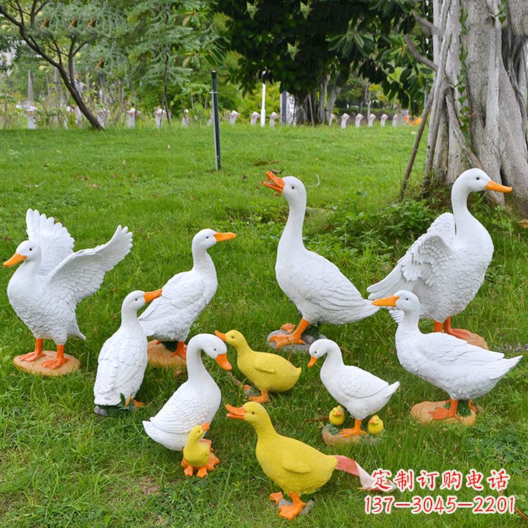 玻璃钢仿真鸭子雕塑-庭院农家院仿真家禽动物雕塑摆件
