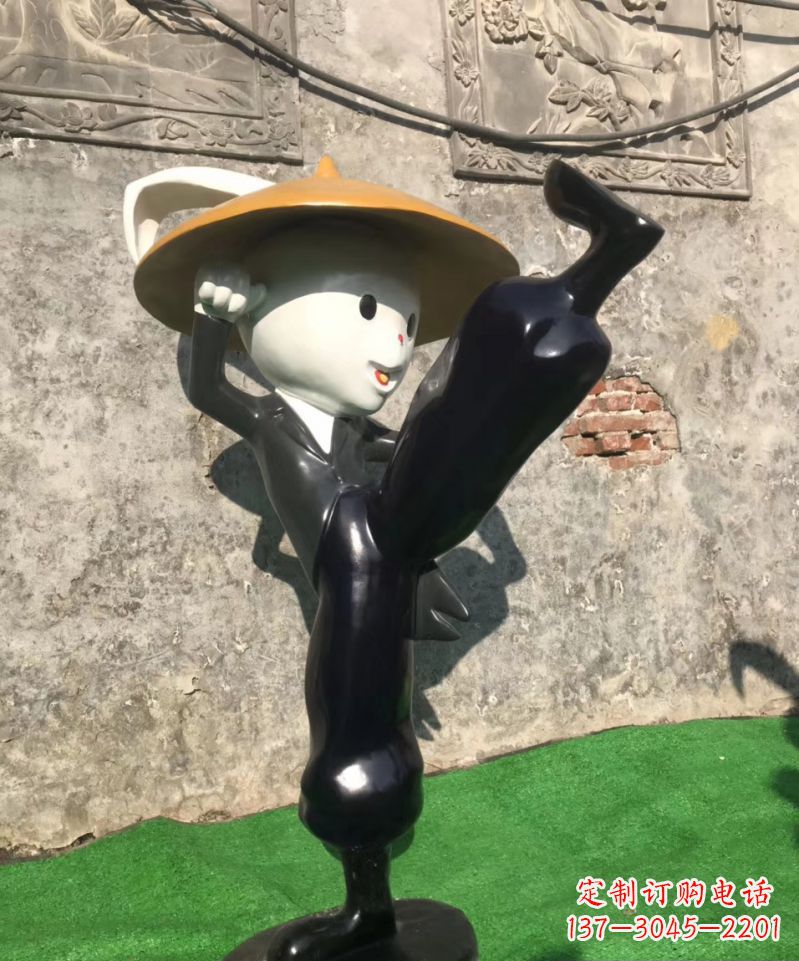 玻璃钢公园仿真兔子雕塑