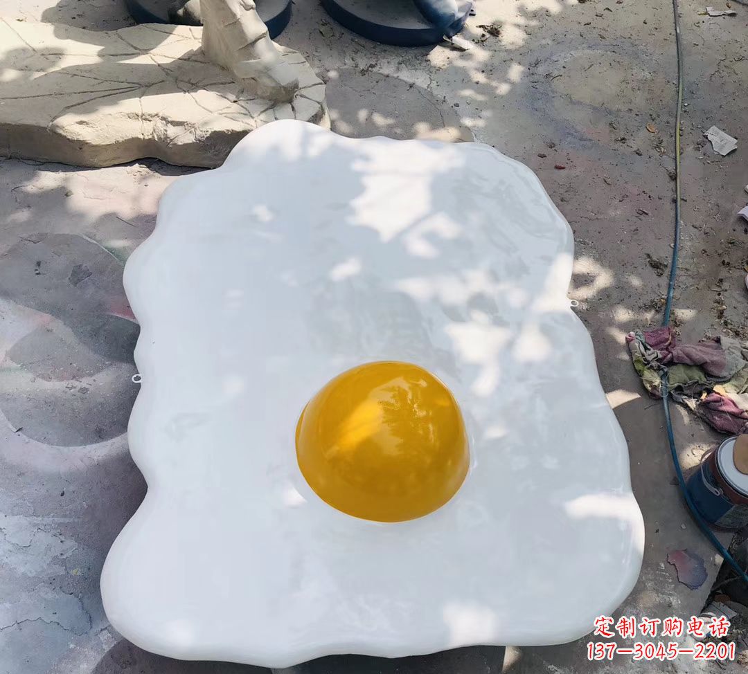 玻璃钢煎蛋雕塑
