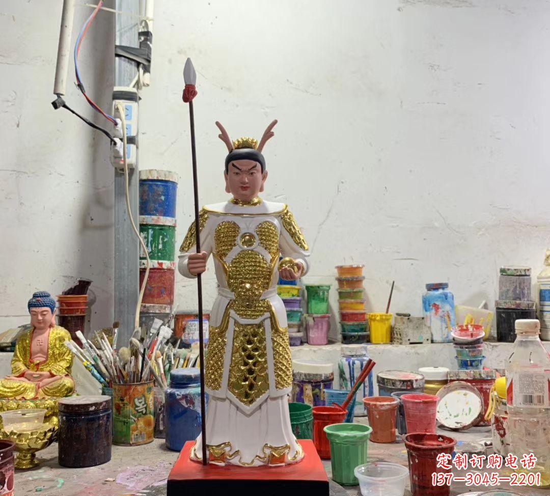 玻璃钢龙王三太子雕塑户外摆件