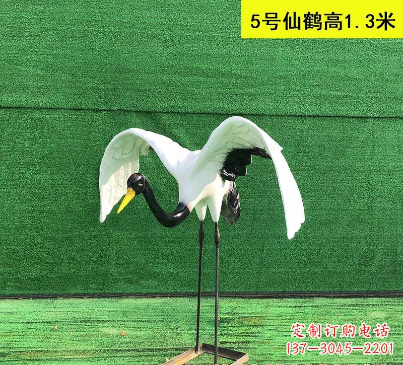仙鹤雕塑经典之美 仙鹤雕塑经典之美