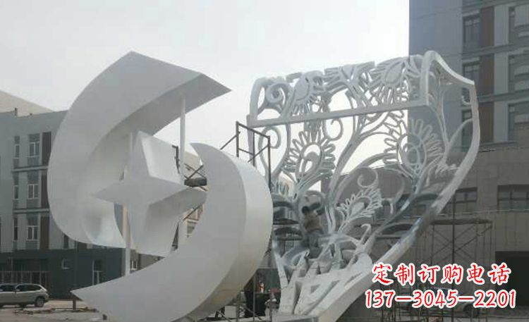 不锈钢S雕刻天窗公园景观雕塑