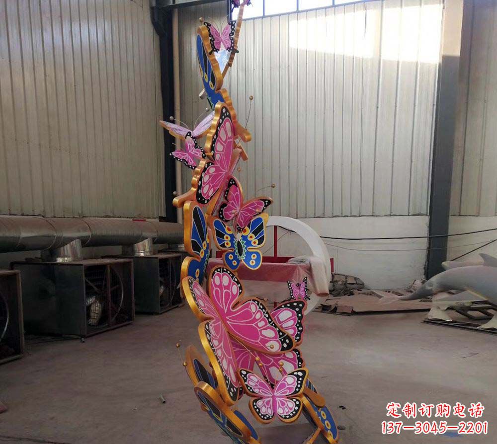 不锈钢彩绘蝴蝶雕塑1