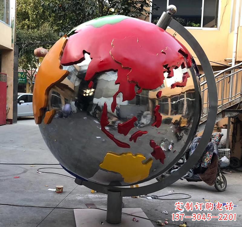 不锈钢彩绘景观地球仪雕塑