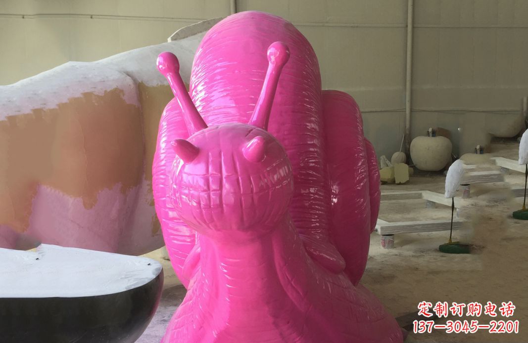 不锈钢彩绘蜗牛雕塑给公园景观增添点缀 不锈钢彩绘蜗牛雕塑给公园景观增添点缀
