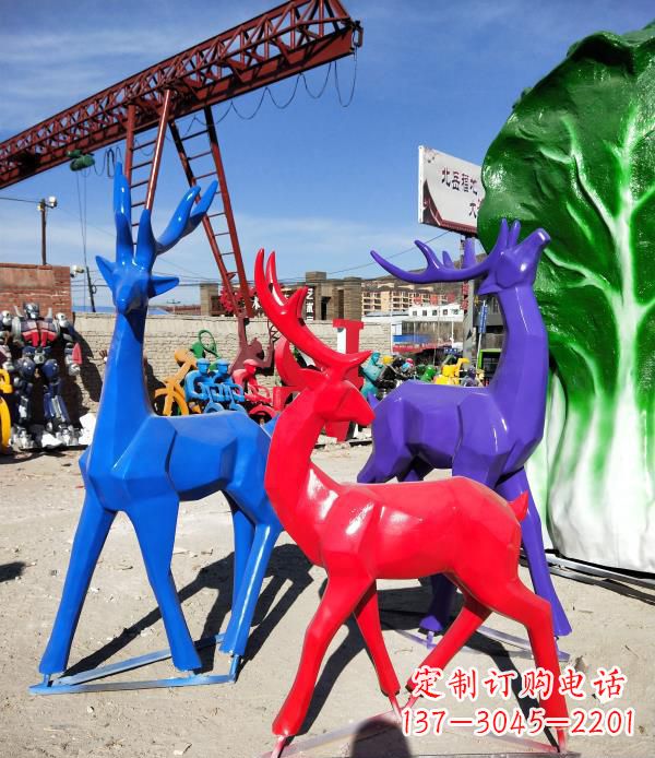 不锈钢彩色梅花鹿雕塑—精美绝伦 不锈钢彩色梅花鹿雕塑—精美绝伦