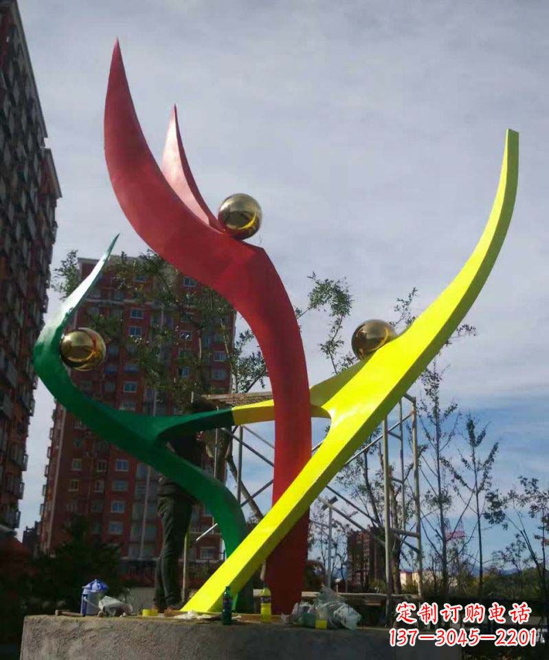 不锈钢城市创意雕塑1