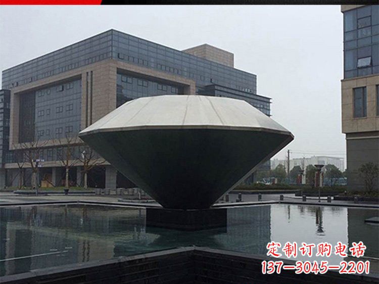不锈钢城市景观钻石雕塑