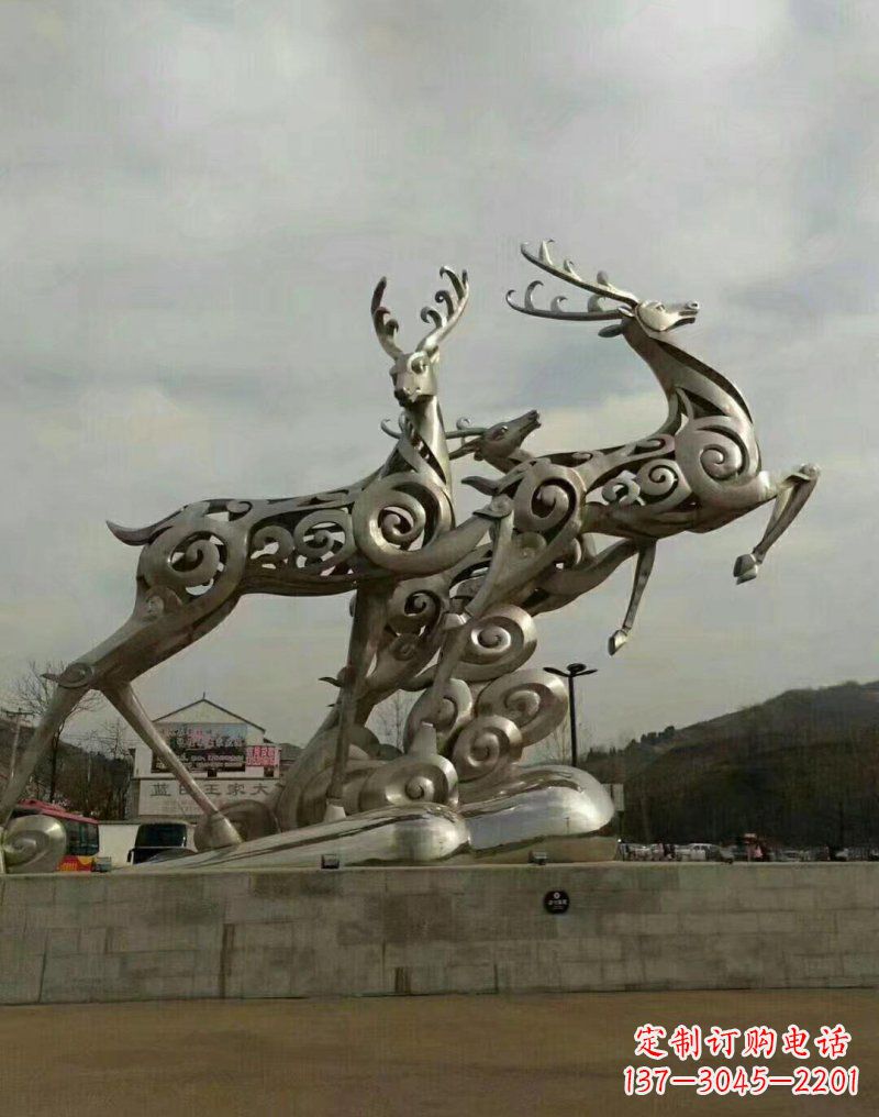 不锈钢城市祥云浮雕梅花鹿雕塑