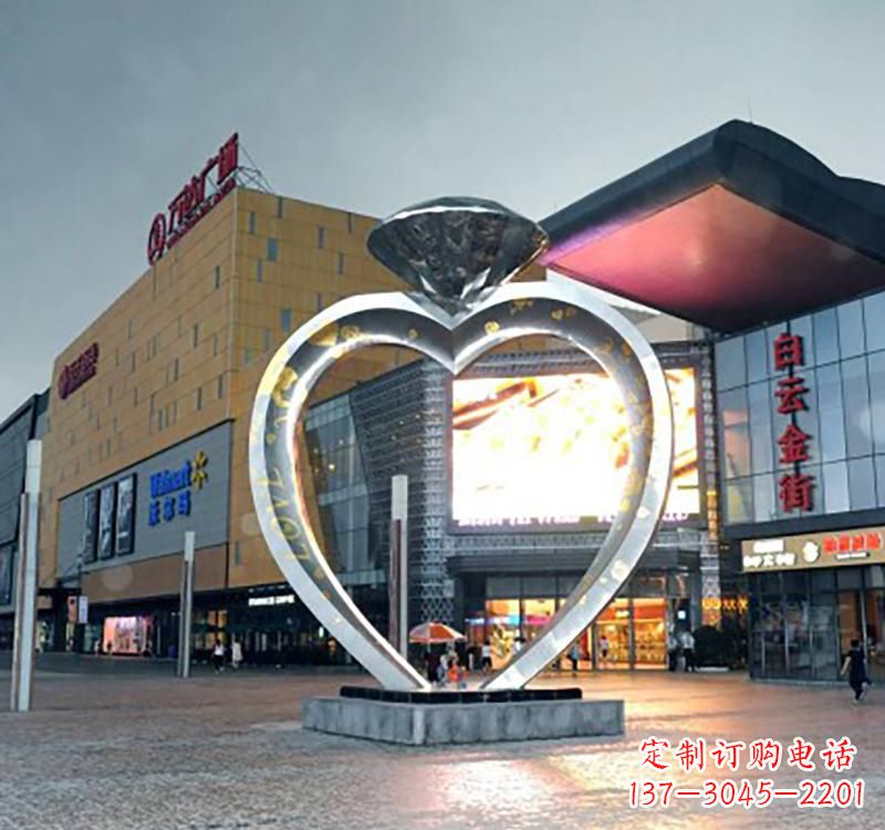 不锈钢城市钻石雕塑