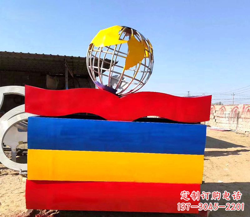 不锈钢地球雕塑——象征地球的美丽与和谐 不锈钢地球雕塑——象征地球的美丽与和谐