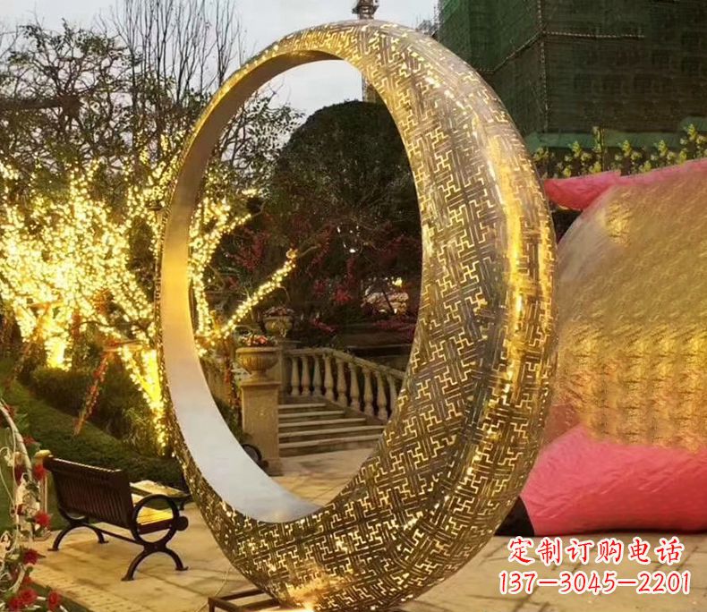 不锈钢抽象发光月亮雕塑