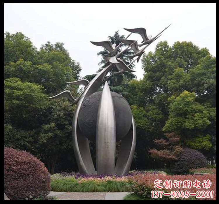 不锈钢抽象飞翔的天鹅雕塑