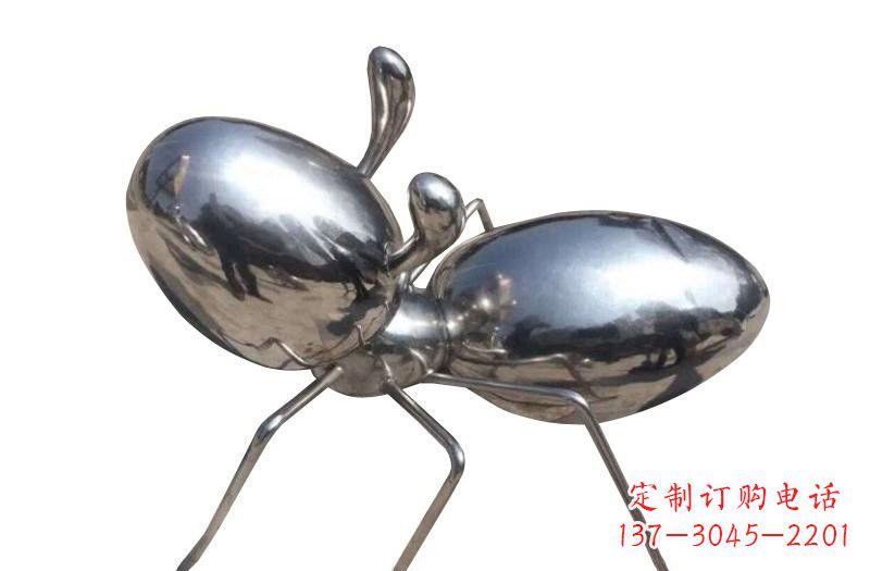 不锈钢抽象镜面蚂蚁雕塑