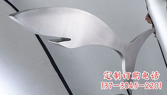 不锈钢抽象鲨鱼动物雕塑