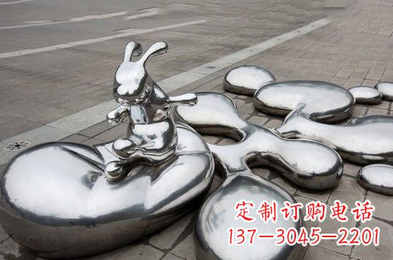 不锈钢抽象兔子和水滴雕塑