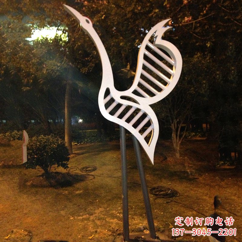 仙鹤雕塑 - 不锈钢/抽象/仙鹤/灯光 仙鹤雕塑 - 不锈钢/抽象/仙鹤/灯光