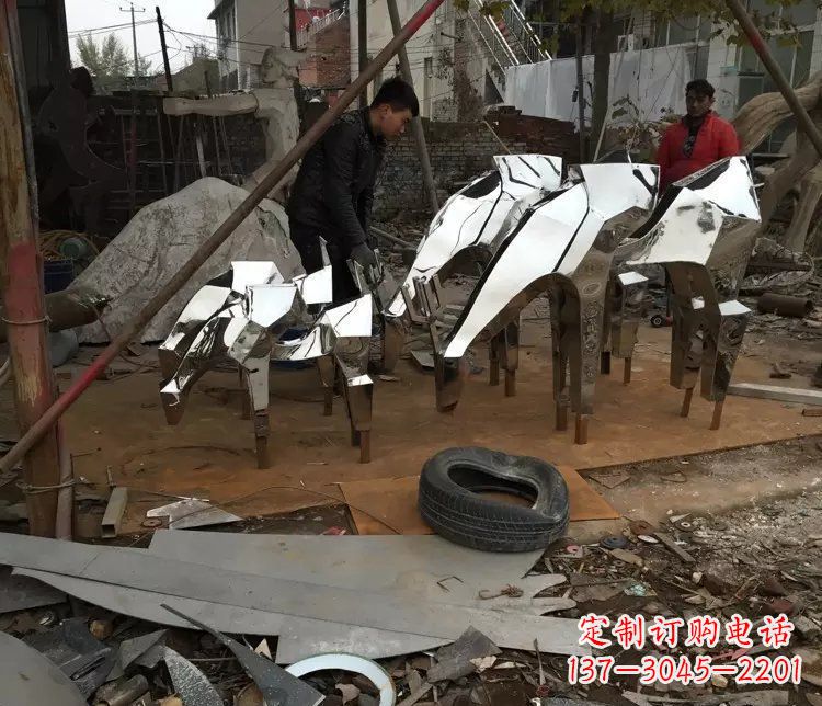 小马雕塑 - 不锈钢/抽象/小马/动物 小马雕塑 - 不锈钢/抽象/小马/动物