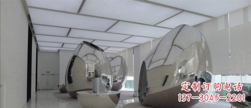 不锈钢抽象异形座椅雕塑