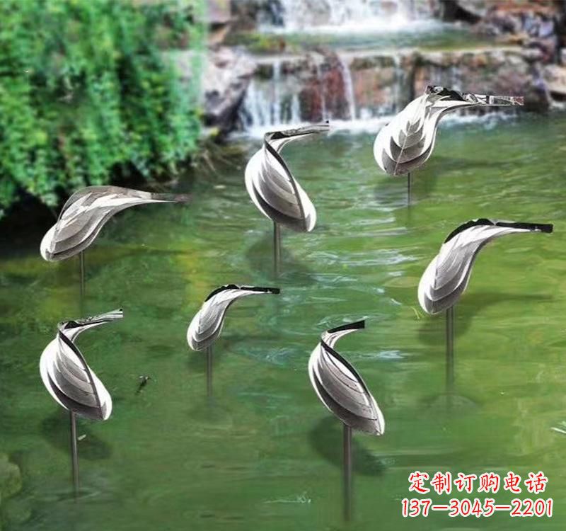 不锈钢抽象鱼群雕塑