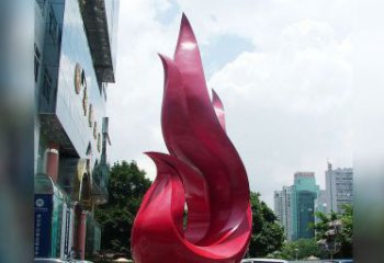 孔雀广场的不锈钢雕塑