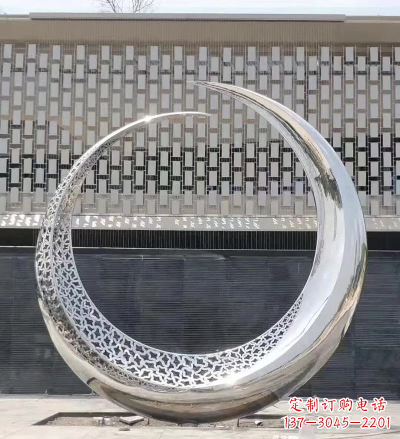 不锈钢月亮雕塑:精美的艺术之作 不锈钢月亮雕塑:精美的艺术之作