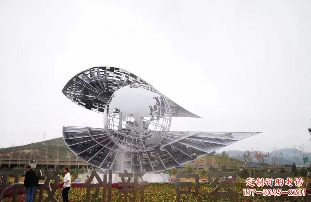 不锈钢创新艺术景观雕塑