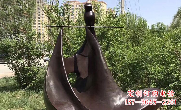 不锈钢吹笛子抽象人物雕塑