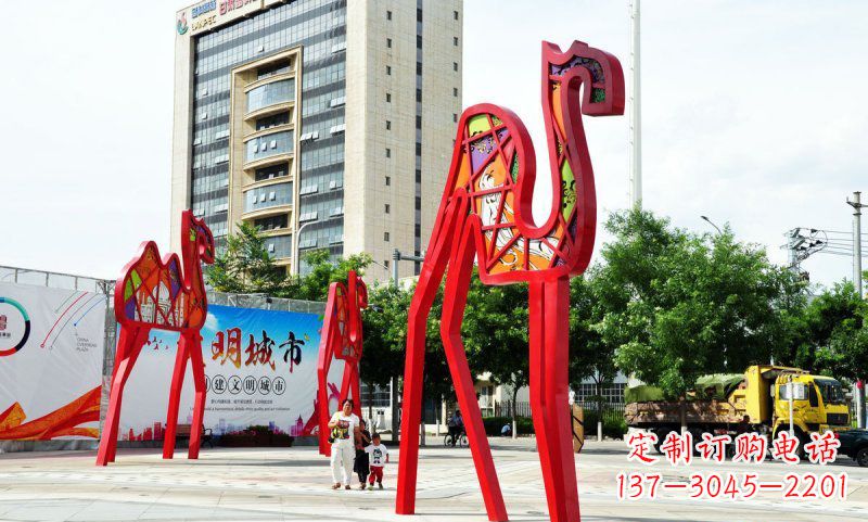 不锈钢大型骆驼雕塑 不锈钢大型骆驼雕塑