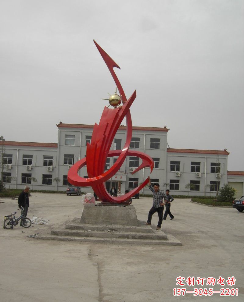 不锈钢东方红雕塑案例