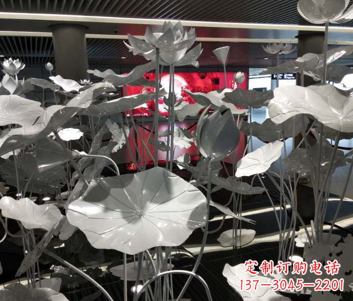 不锈钢锻造荷花雕塑
