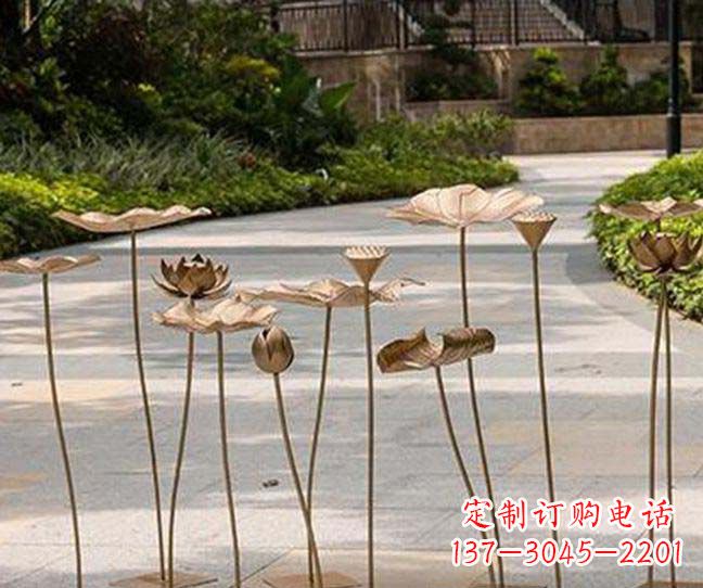 不锈钢锻造荷花装饰雕塑