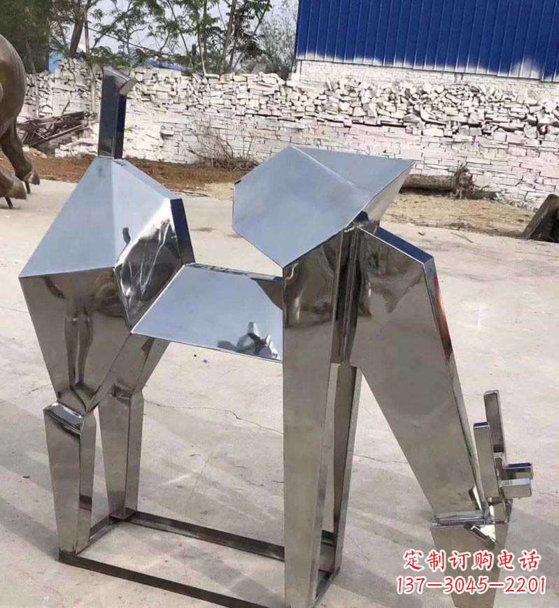不锈钢锻造景观小鹿雕塑