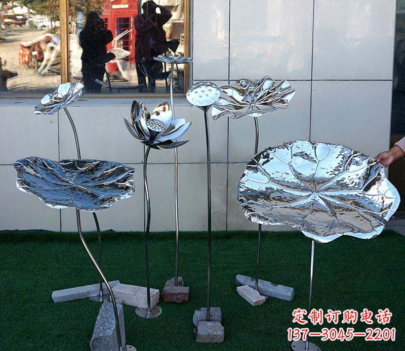 不锈钢仿真荷花