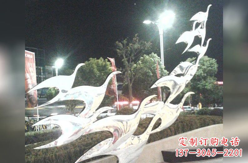 不锈钢飞翔的抽象大雁